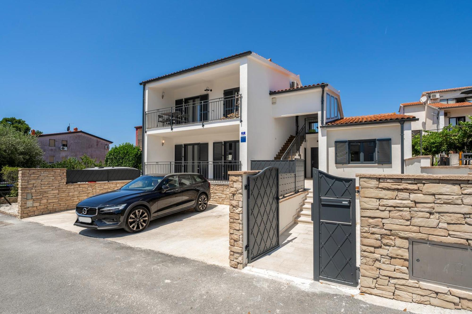 Luxury Apartments Villa San Avia Banjole Buitenkant foto