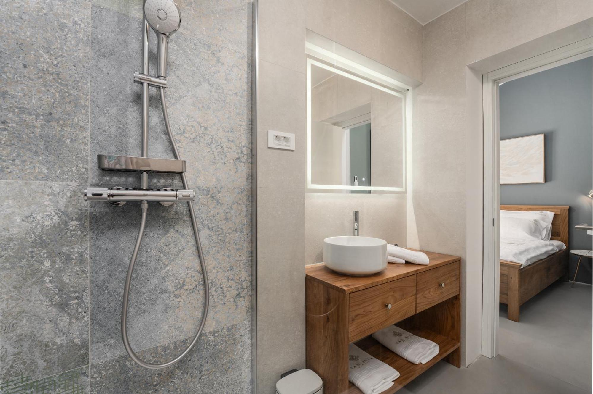 Luxury Apartments Villa San Avia Banjole Buitenkant foto