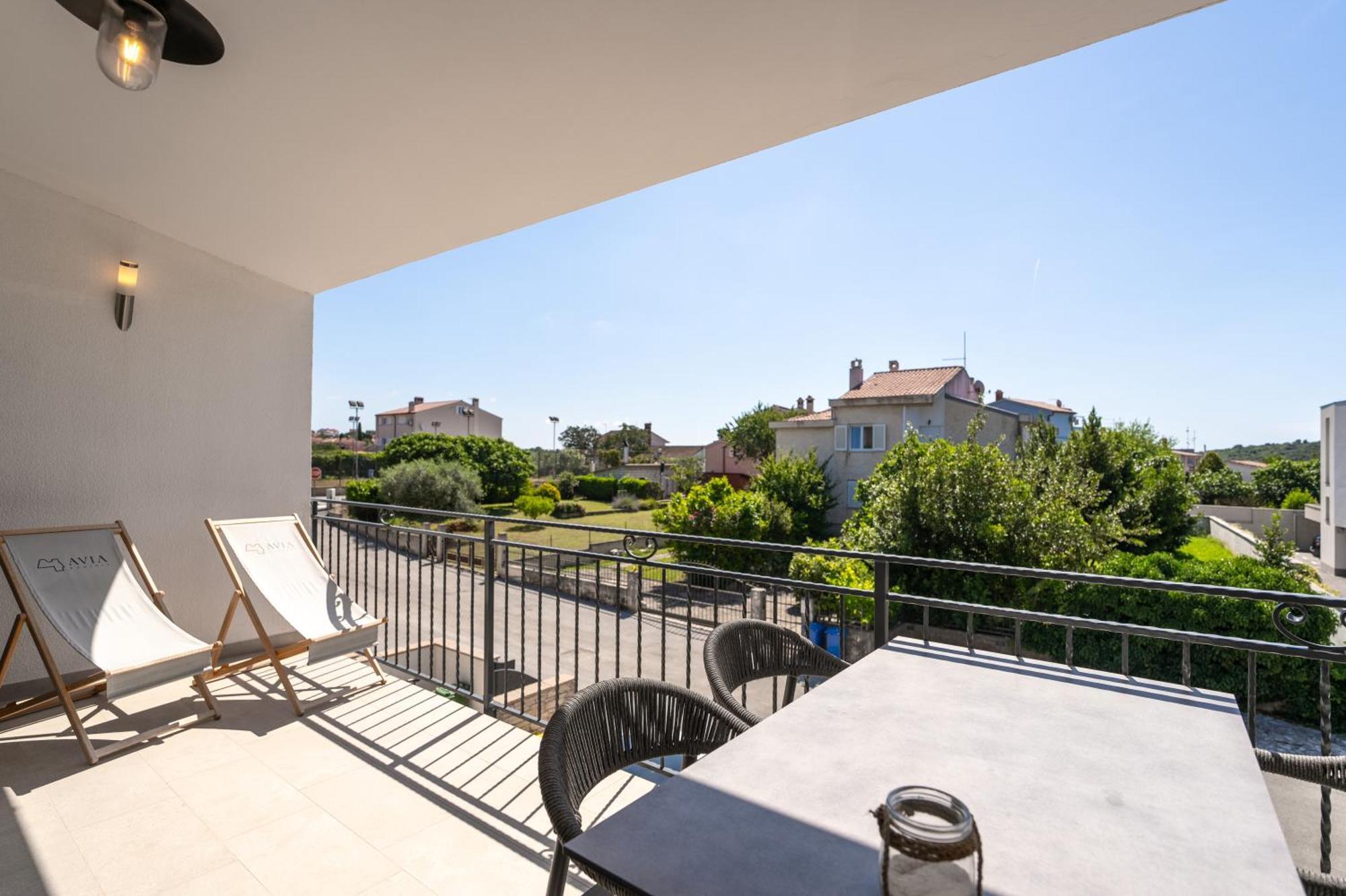Luxury Apartments Villa San Avia Banjole Buitenkant foto